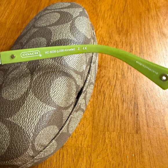 Coach Sunglasses - Picture 3 of 3